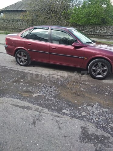 Opel Vectra 1996, 278,000 km - 1.8 l - Bakı