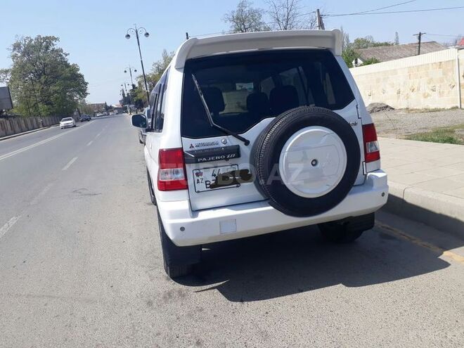 Mitsubishi Pajero io 2000, 303,500 km - 2.0 л - Lənkəran