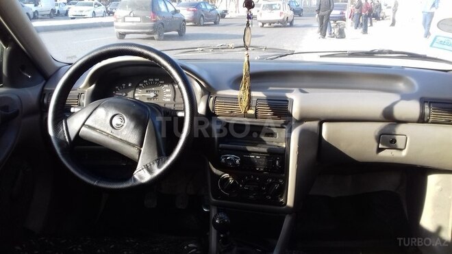 Opel Astra 1993, 3,333,355 km - 0.1 l - Bakı