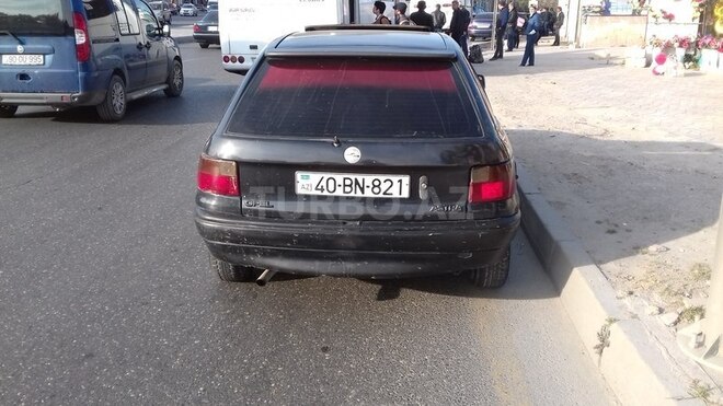 Opel Astra 1993, 3,333,355 km - 0.1 l - Bakı