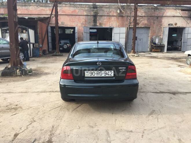 Opel Vectra 1999, 190,000 km - 1.8 l - Bakı