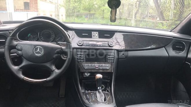 Mercedes  2005, 225,000 km - 5.0 l - Balakən