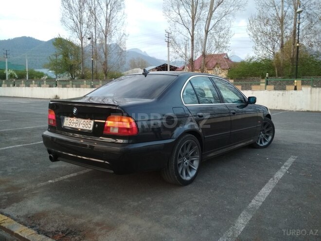 BMW 520 2001, 278,000 km - 2.2 l - Qəbələ