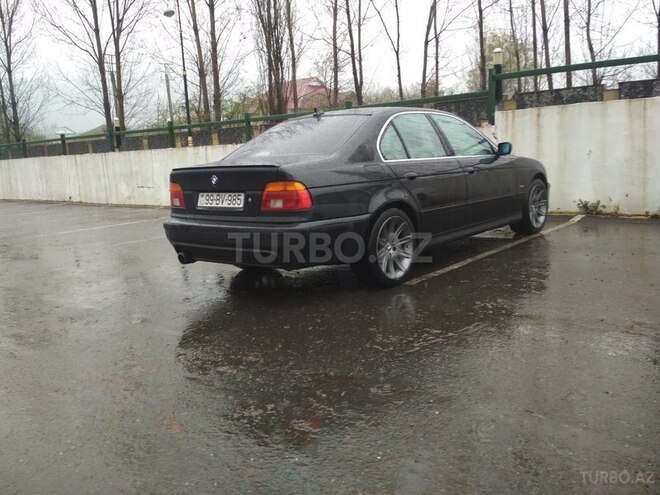 BMW 520 2001, 278,000 km - 2.2 l - Qəbələ