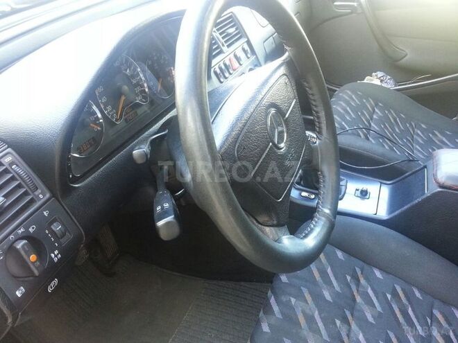 Mercedes C 180 1999, 285,000 km - 1.8 l - Bakı