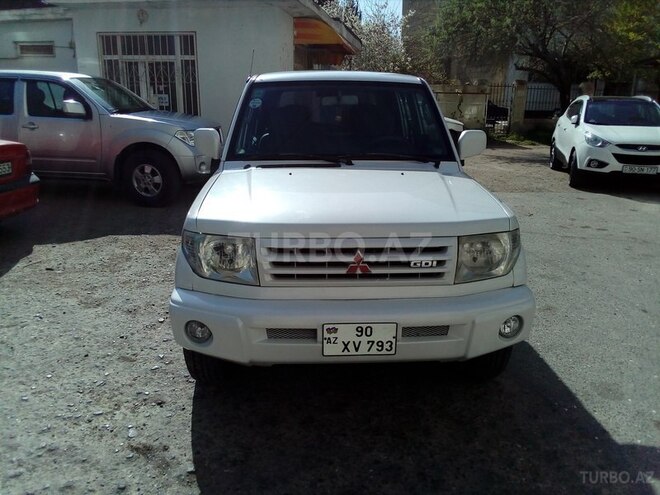 Mitsubishi Pajero io 2000, 218,000 km - 1.8 л - Bakı