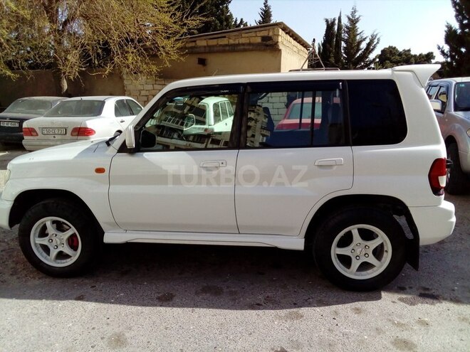 Mitsubishi Pajero io 2000, 218,000 km - 1.8 л - Bakı