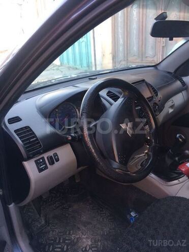 Mitsubishi L200 2008, 228,000 km - 2.5 l - Bakı
