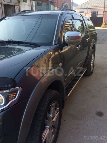 Mitsubishi L200 2008, 228,000 km - 2.5 l - Bakı
