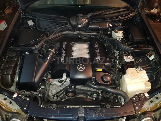 Mercedes E 240 1999, 215,000 km - 2.4 l - Bakı
