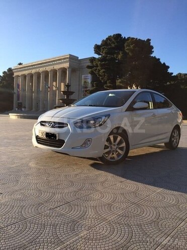 Hyundai Accent 2011, 105,600 km - 1.6 л - Sumqayıt