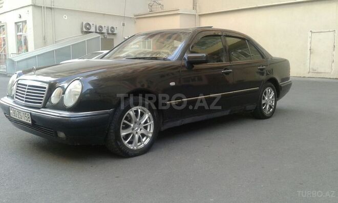 Mercedes E 320 1995, 240,000 km - 3.2 l - Bakı