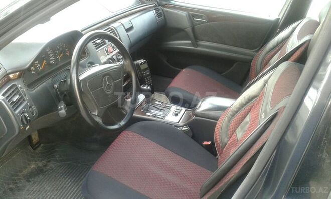 Mercedes E 320 1995, 240,000 km - 3.2 l - Bakı