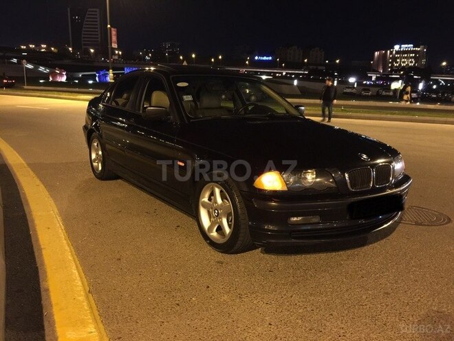 BMW 318 2000, 306,478 km - 1.9 l - Bakı