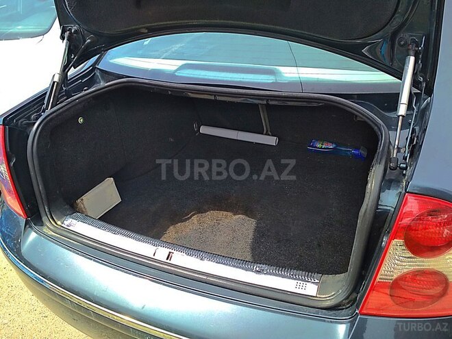 Volkswagen Passat 2001, 360,000 km - 1.8 l - Bakı