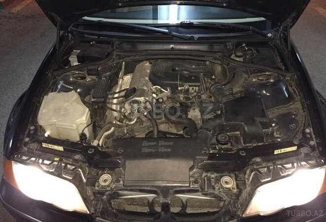 BMW 318 2000, 306,478 km - 1.9 l - Bakı