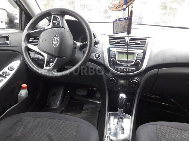 Hyundai Accent 2013, 113,000 km - 1.6 л - Bakı