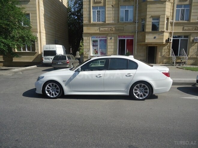 BMW 525 2005, 204,000 km - 2.5 l - Bakı