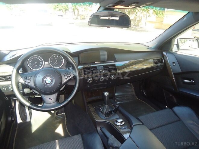 BMW 525 2005, 204,000 km - 2.5 l - Bakı