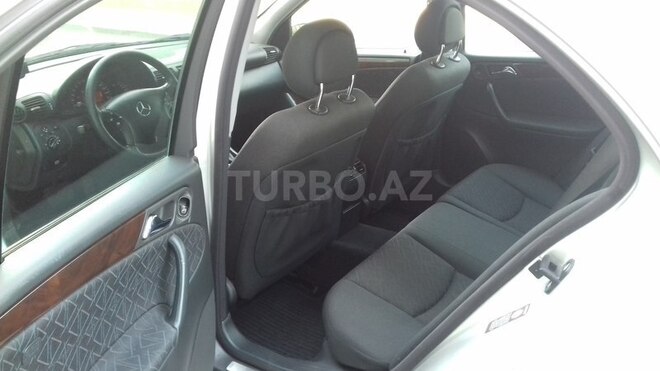 Mercedes C 200 2001, 181,400 km - 2.0 l - Bakı