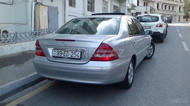 Mercedes C 200 2001, 181,400 km - 2.0 l - Bakı