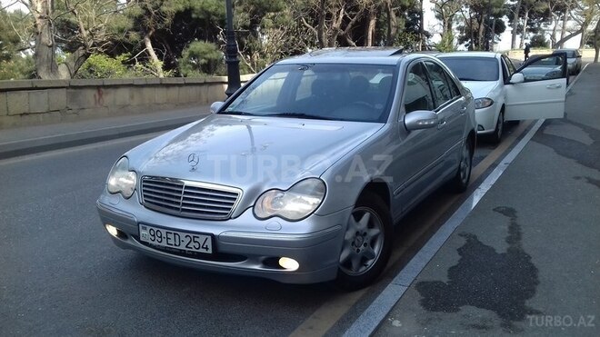 Mercedes C 200 2001, 181,400 km - 2.0 l - Bakı
