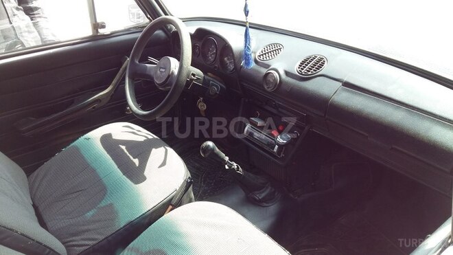 LADA (VAZ) 2106 1999, 250,000 km - 1.6 l - Şirvan