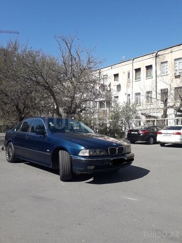 BMW 523 1997, 380,000 km - 2.5 l - Bakı