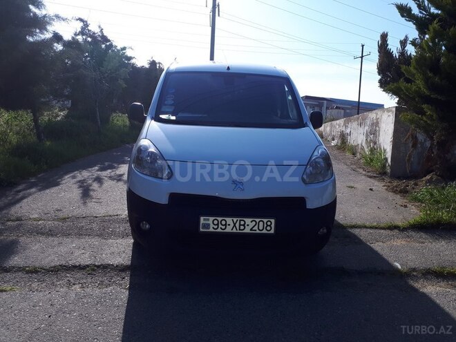 Peugeot Partner 2014, 165,000 km - 1.6 l - Bakı