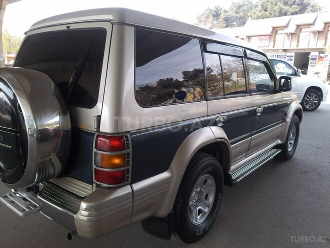 Mitsubishi Pajero 1993, 265,000 km - 3.0 l - Bakı