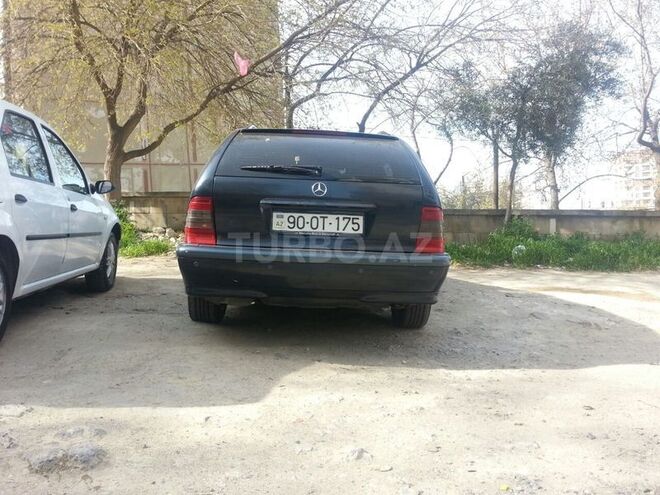 Mercedes C 180 1999, 235,000 km - 1.8 l - Bakı
