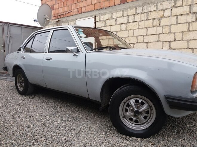 Opel Ascona 1979, 350,000 km - 2.0 l - Sumqayıt