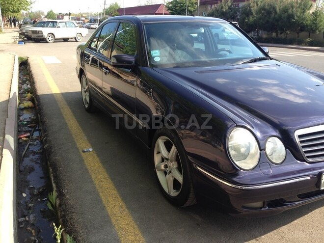 Mercedes E 270 1999, 40,000 km - 2.7 l - Bakı