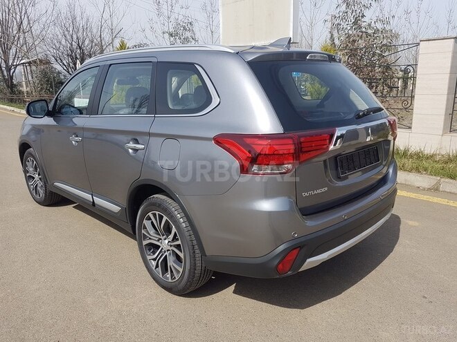 Mitsubishi Outlander 2018, 0 km - 2.4 л - Bakı