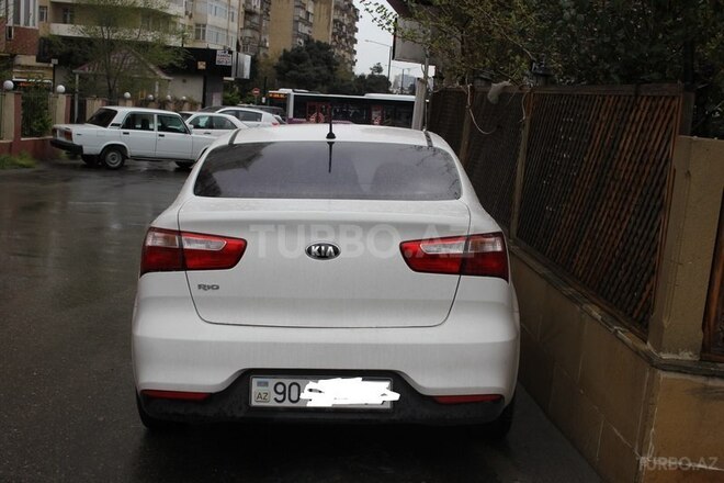 Kia Rio 2015, 75,000 km - 1.4 л - Bakı