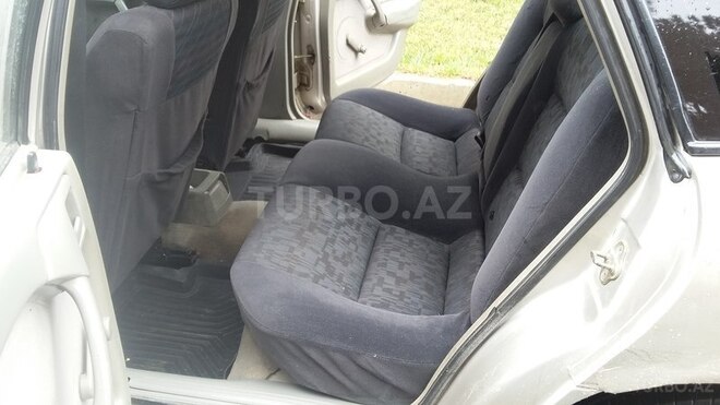 Opel Vectra 1992, 285,000 km - 1.8 л - Bakı