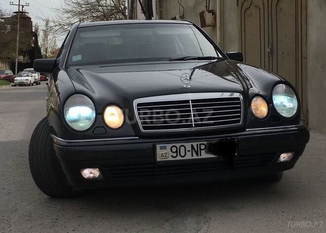 Mercedes E 430 1998, 299,000 km - 4.3 l - Bakı