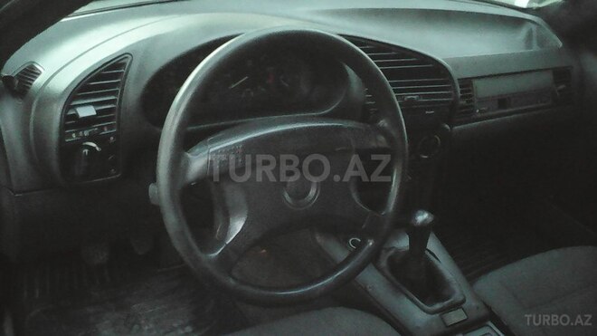 BMW 318 1992, 390,000 km - 1.8 l - Bakı
