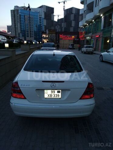 Mercedes E 240 2005, 165,000 km - 2.6 л - Bakı