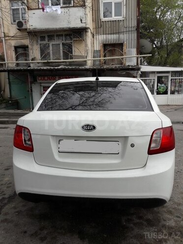 Kia Rio 2011, 133,000 km - 1.4 l - Bakı