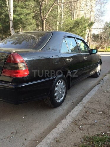 Mercedes C 230 1998, 285,000 km - 2.3 l - Sumqayıt