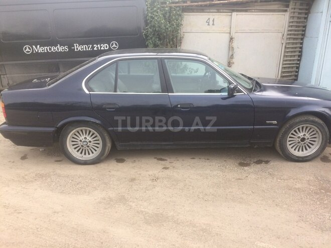 BMW 520 1994, 250,000 km - 2.0 l - Gəncə
