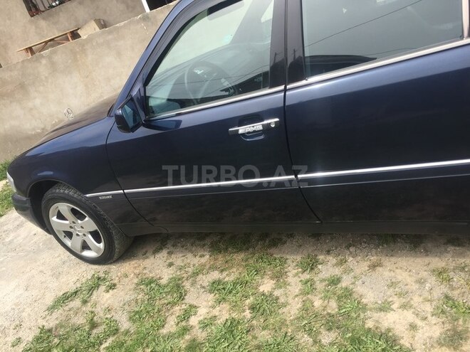 Mercedes C 180 1995, 310,000 km - 1.8 л - Bakı