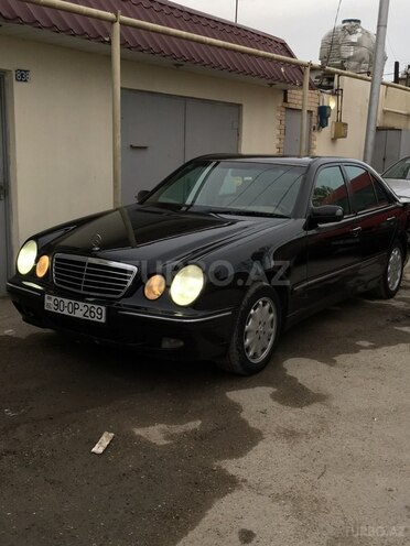 Mercedes E 240 2000, 129,678 km - 2.6 l - Bakı