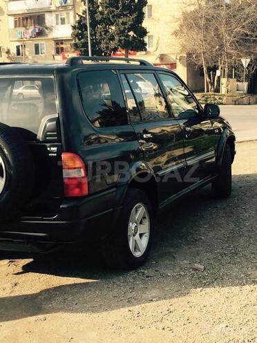 Suzuki Grand Vitara 2001, 220,000 km - 2.7 л - Bakı