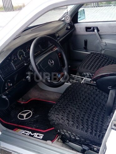 Mercedes 190 1993, 355,000 km - 2.3 л - Bakı