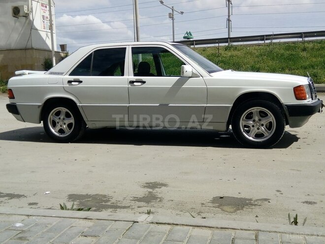 Mercedes 190 1993, 355,000 km - 2.3 л - Bakı