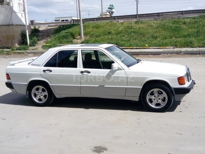 Mercedes 190 1993, 355,000 km - 2.3 л - Bakı
