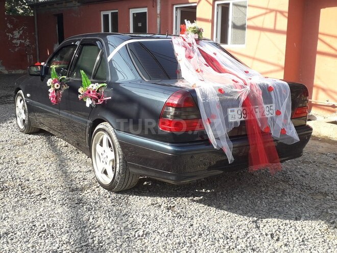Mercedes C 230 2000, 123,698 km - 0.4 l - Biləsuvar