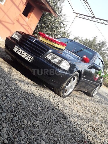 Mercedes C 230 2000, 123,698 km - 0.4 l - Biləsuvar